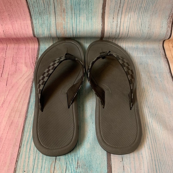Men vans sandals back and gray checkered size medium - Picture 6 of 8